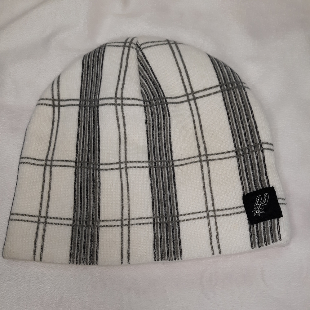 San Antonio Spurs Beanie Black/Gray Plaid Stripes Knit Hat
